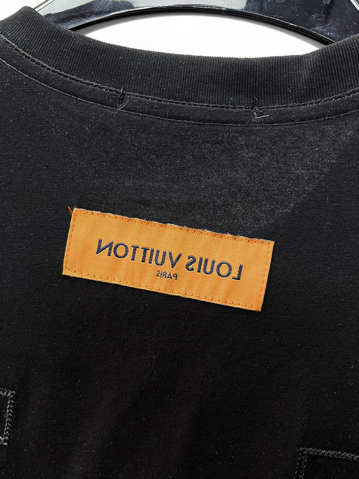 最高級ルイヴィトンスーパーコピー Louis Vuitton 2026年春夏新作:ピュアコットン クルーネック 半袖Tシャツ clothes202600651 メンズ ヴィトン Tシャツ 黒 - 画像 (10)