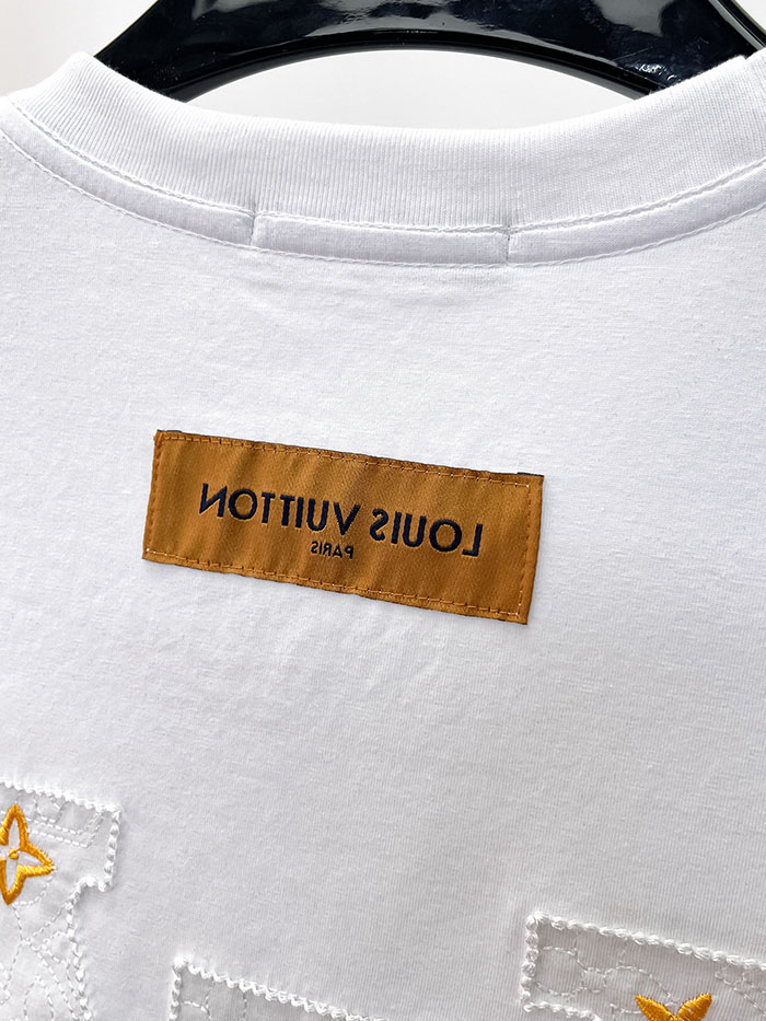 最高級ルイヴィトンスーパーコピー Louis Vuitton 2026年春夏新作:ピュアコットン クルーネック 半袖Tシャツ clothes202600654 メンズ ルイヴィトン Tシャツ 白 - 画像 (9)