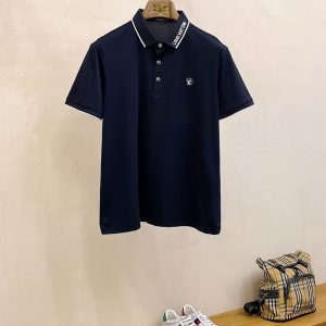 ルイヴィトン 黒のポロシャツ メンズ