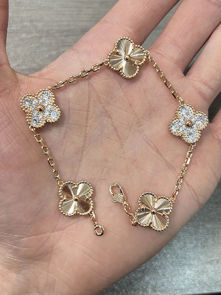 最高級ヴァンクリーフスーパーコピー VAN CLEEF&ARPELS ヴィンテージ アルハンブラ ブレスレット、5モチーフ VCARP4KN00 ヴァンクリ コピー - 画像 (6)
