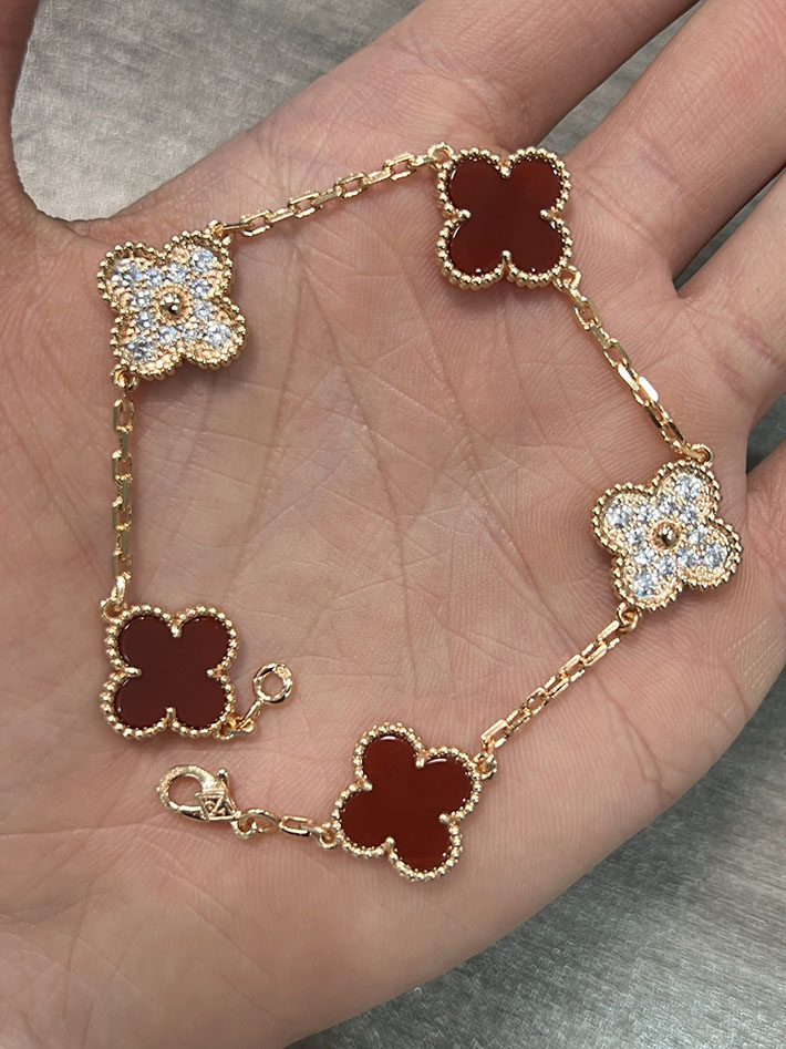 最高級ヴァンクリーフスーパーコピー VAN CLEEF&ARPELS スウィート アルハンブラ ウォッチ カーネリアン VCARPBLY00 ヴァンクリーフアーペル スーパーコピー - 画像 (5)