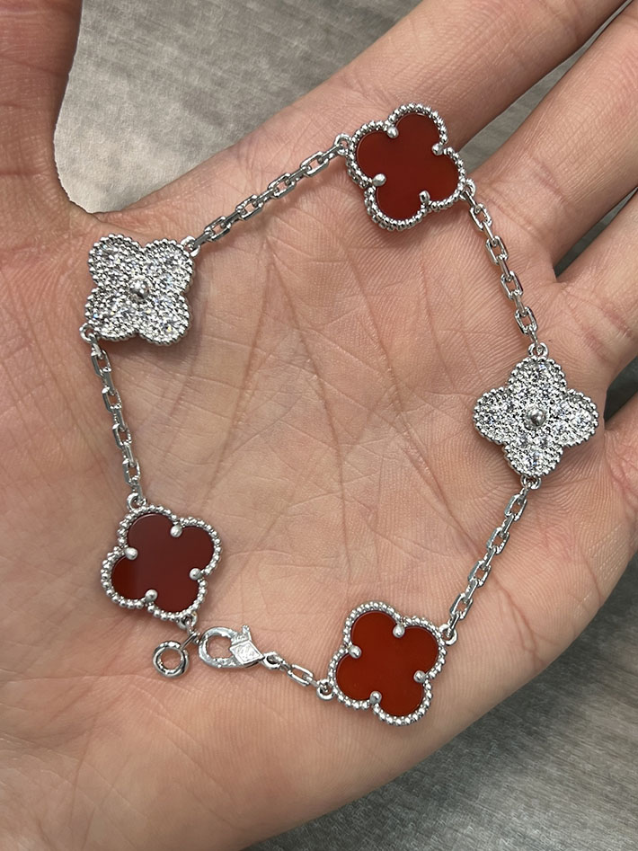 最高級ヴァンクリーフスーパーコピー VAN CLEEF&ARPELS スウィート アルハンブラ ウォッチ カーネリアン VCARPBLY00 ヴァンクリーフアーペル スーパーコピー - 画像 (4)