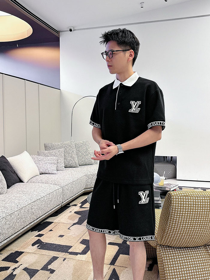 最高級ルイヴィトンスーパーコピー Louis Vuitton 2026年夏最新クラシックデザイン ポロシャツ&ショーツセット clothes202600658 ポロシャツ 短パン セットアップ メンズ - 画像 (2)