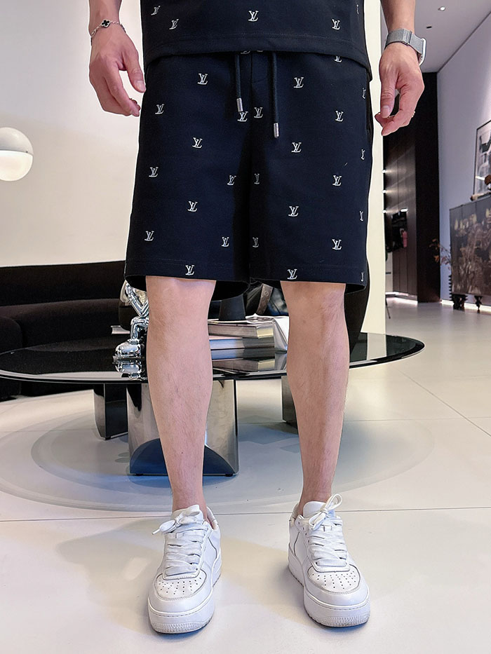 最高級ルイヴィトンスーパーコピー Louis Vuitton 2026年夏最新クラシックデザイン半袖Tシャツ&ショーツセットclothes202600662 Tシャツ 短パン セットアップ レディース - 画像 (4)