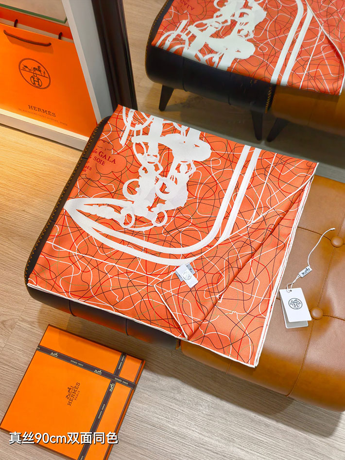最高級エルメススーパーコピー HERMES カレ90 ブリッド・ドゥ・ガラ・オ・フィル・ドゥ・ソワ H004310S 02 エルメス スカーフ 人気ランキング - 画像 (7)