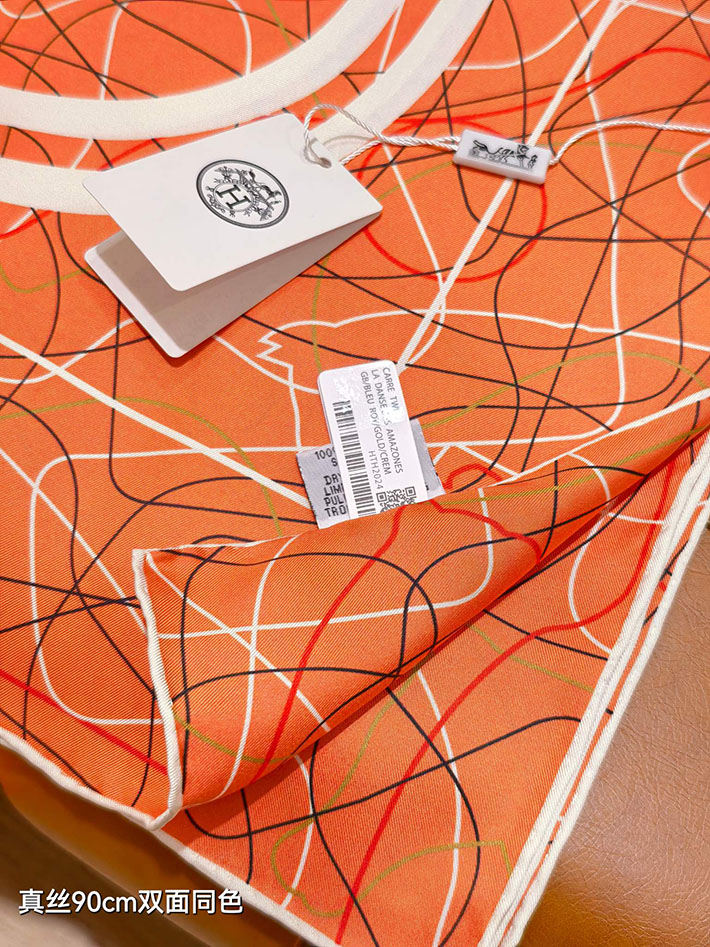 最高級エルメススーパーコピー HERMES カレ90 ブリッド・ドゥ・ガラ・オ・フィル・ドゥ・ソワ H004310S 02 エルメス スカーフ 人気ランキング - 画像 (4)