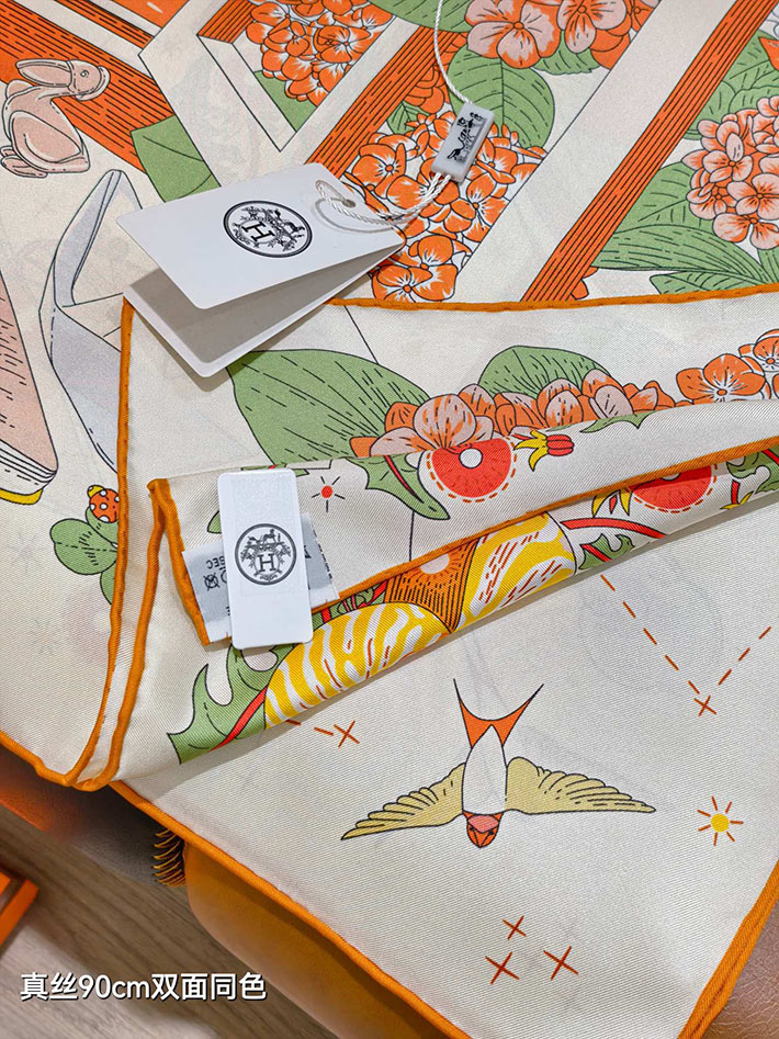 最高級エルメススーパーコピー HERMES カレ 90 エスプリの旅立ち 2026新作 H004300S 02 エルメス カレ 90 定価 - 画像 (4)