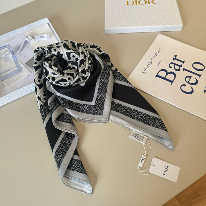 レディース Dior スカーフ