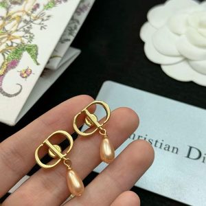 ディオール ピアス パール