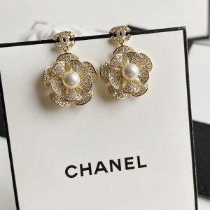 シャネル ピアス 花