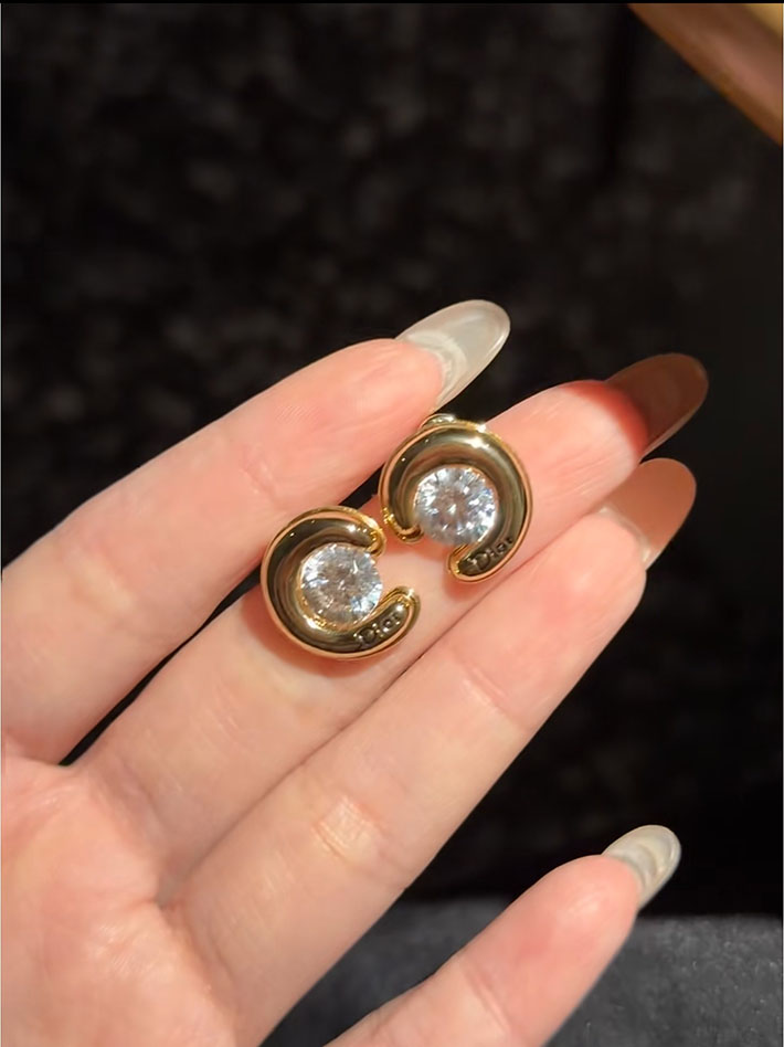 最高級ディオールピアスコピー Dior Rocks ピアス メタル & クリスタル E4684WOMZI_D301 ディオール ピアス 人気 - 画像 (7)