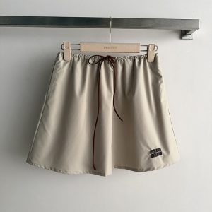ミュウミュウ スカート