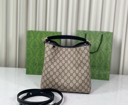 GUCCI バッグ 芸能人