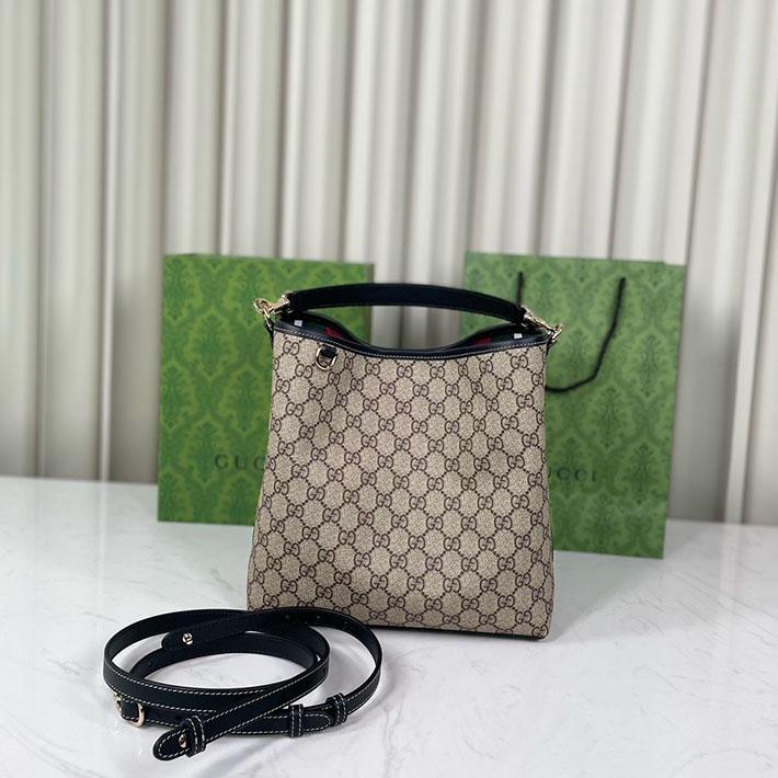 GUCCI バッグ 芸能人