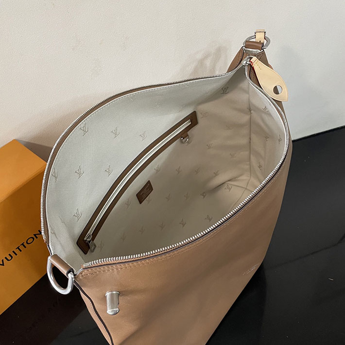 最高級ルイヴィトンバッグコピー Louis Vuitton バガボンド・ホーボー キャラメル M28392 ルイヴィトン メンズ バッグ 新作 - 画像 (3)