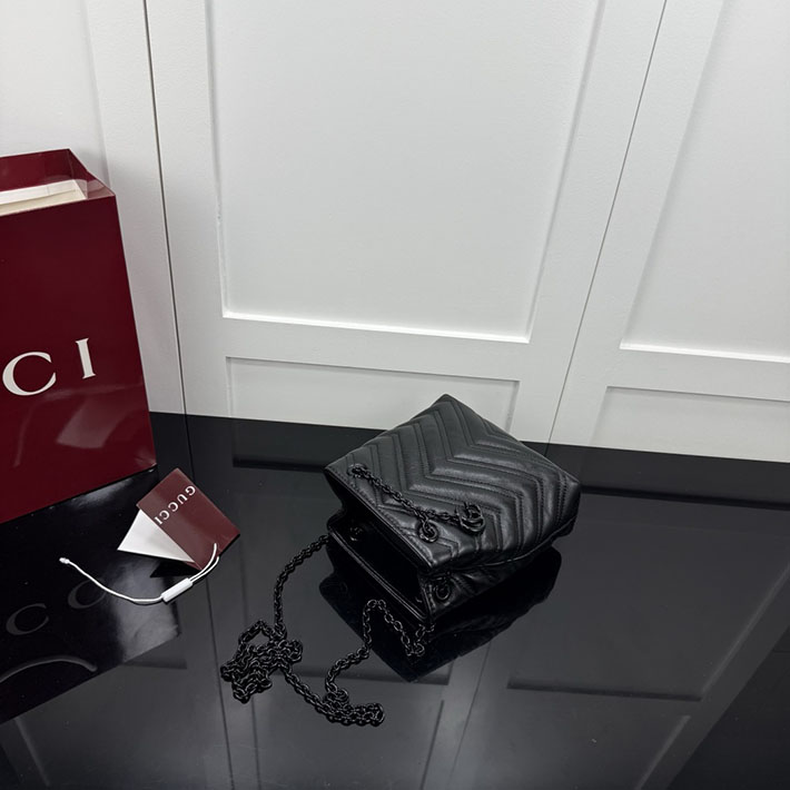 グッチ直営アウトレット店 GUCCI GGマーモント ナノ バケットバッグ ブラック 856404 AAFS1 1000 グッチ バッグ 黒 - 画像 (6)