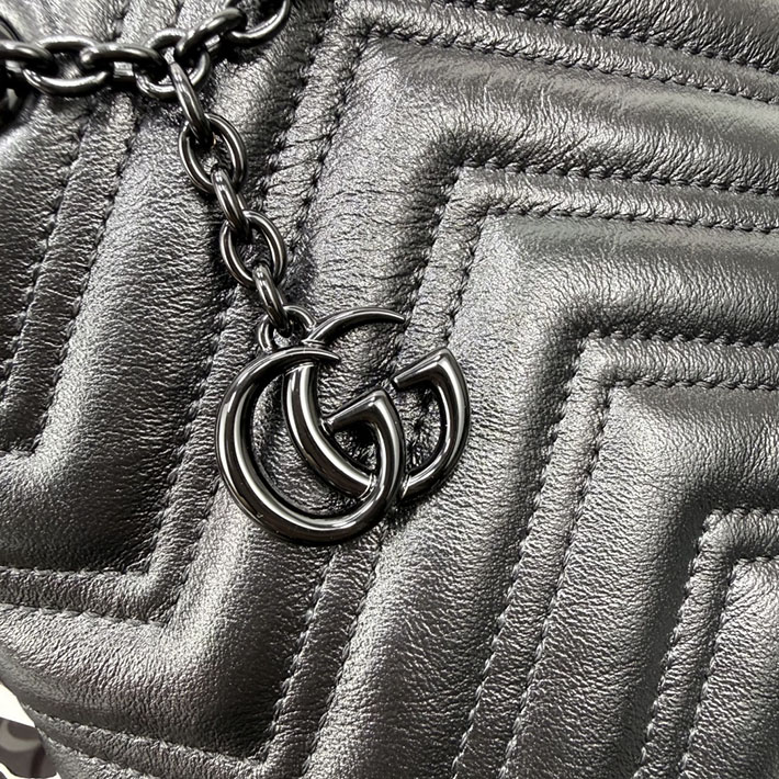 グッチ直営アウトレット店 GUCCI GGマーモント ナノ バケットバッグ ブラック 856404 AAFS1 1000 グッチ バッグ 黒 - 画像 (4)