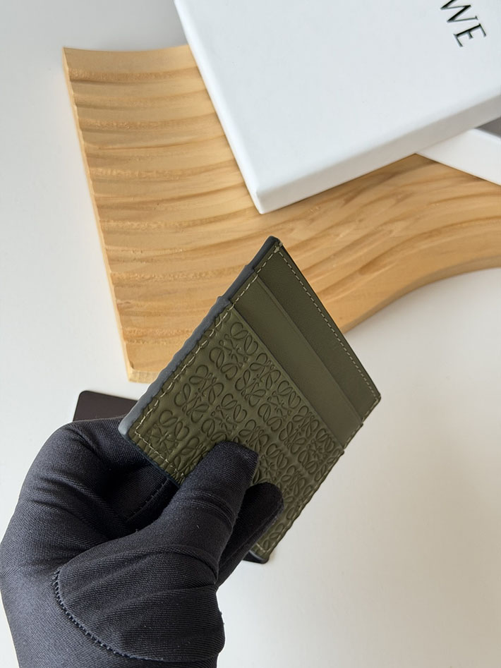 最高級ロエベスーパーコピー LOEWE リピート プレーン カードホルダー エンボス シルクカーフ アボカドグリーン C499322X01-3949 ロエベ カードケース アウトレット - 画像 (4)