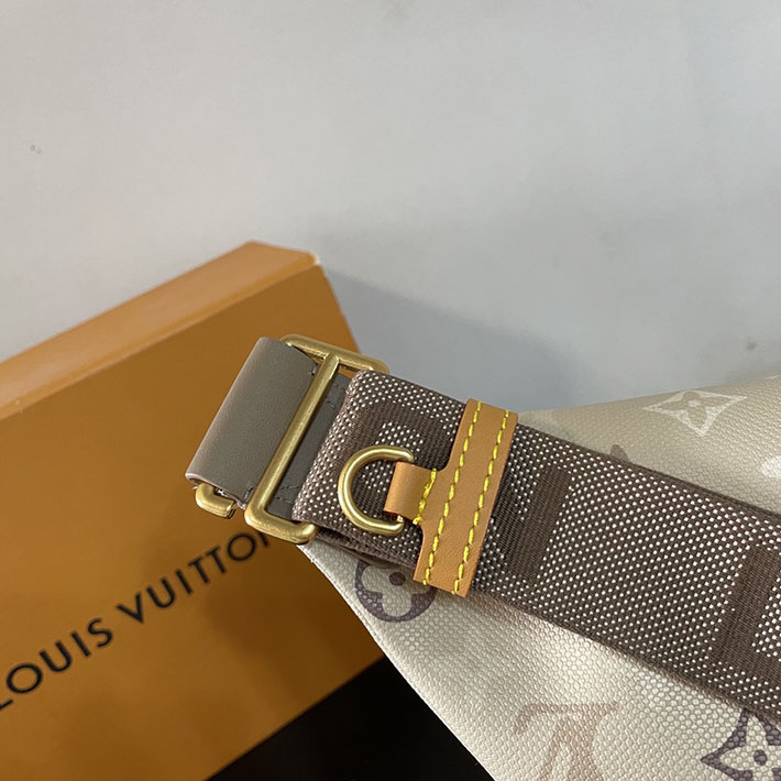 最高級ルイヴィトンバッグコピー Louis Vuitton ラッシュ・バムバッグ サンドベージュ M29274 ルイヴィトン バムバッグ メンズ - 画像 (6)