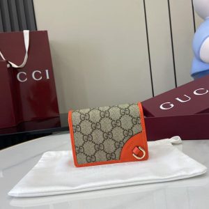 グッチ 財布 二つ折り