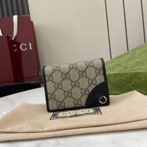 グッチ 財布 安い