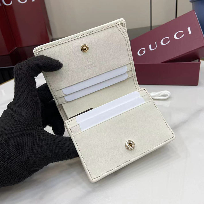 グッチ 財布 アウトレット GUCCI GGエンブレム スモールウォレット ベージュ&ホワイト 820692 FAD6L 9641 グッチ 財布 二つ折り アウトレット - 画像 (3)