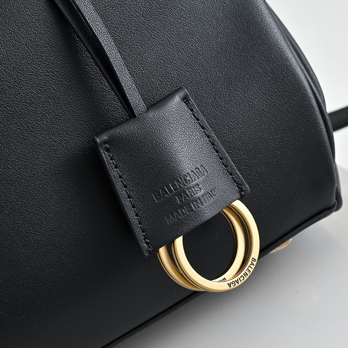 バレンシアガ バッグ 人気 レディース BALENCIAGA Rodeo ハンドバッグ ミディアム ブラック 7897722AA4V1000 バレンシアガ ロデオ ミディアム - 画像 (5)