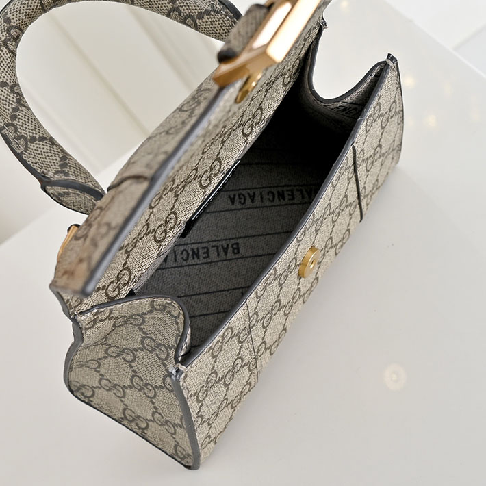 バレンシアガ バッグ 人気 レディース BALENCIAGA Gucci Pre-Owned ショルダーバッグ ベージュ 2633896 グッチ バレンシアガ バッグ - 画像 (2)