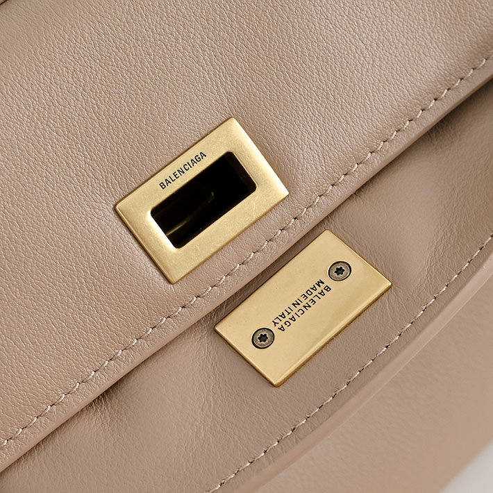 バレンシアガ バッグ 人気 レディース BALENCIAGA Rodeo ハンドバッグ ミニ ブラック 7954562AA4V2621 バレンシアガ ハンドバッグ ミニ - 画像 (6)