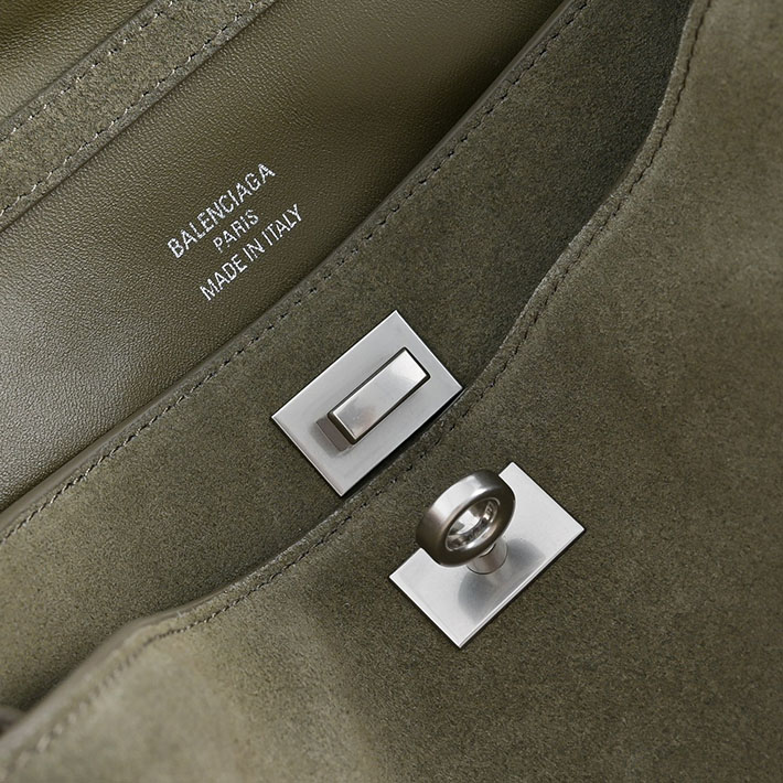 バレンシアガ バッグ 人気 レディース BALENCIAGA Rodeo ハンドバッグ スモール カーキ 7897792AA4V3503 バレンシアガ アウトレット商品 - 画像 (7)