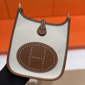 エヴリンTPM 人気色