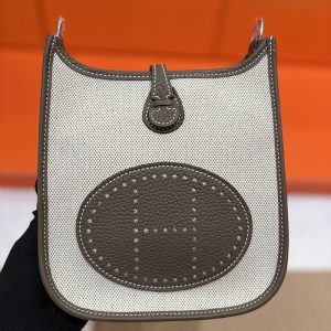 エヴリンTPM エトゥープ