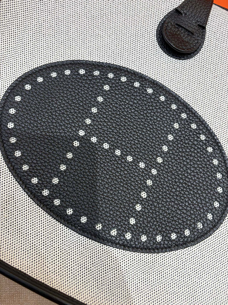 エルメス エヴリンの通販 HERMES エヴリン 29 PM ベージュ×ブラック トワルアッシュ/トゴ シルバー金具 2633950 エルメス エヴリン29 - 画像 (6)