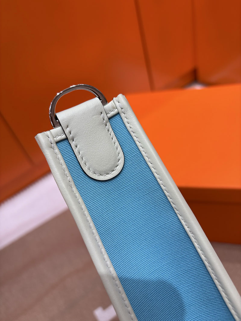 エルメス エヴリンの通販 HERMES エヴリン 29 PM ベージュ×ブルー トワルアッシュ/トゴ シルバー金具 2633952 エルメス エヴリン PM - 画像 (6)