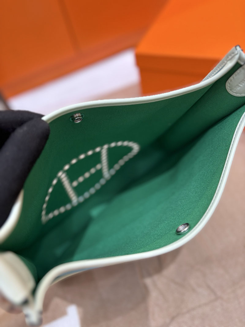 エルメス エヴリンの通販 HERMES エヴリン 29 PM ベージュ×ブルー トワルアッシュ/トゴ シルバー金具 2633952 エルメス エヴリン PM - 画像 (2)