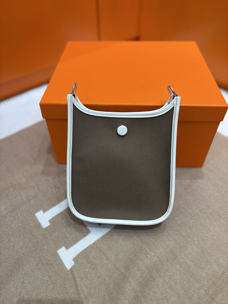 エルメス エヴリン ミニ HERMES エヴリン TPM ホワイト×グレー トワルアッシュ/トゴ シルバー金具 2633955 エルメス エヴリン TPM - 画像 (5)