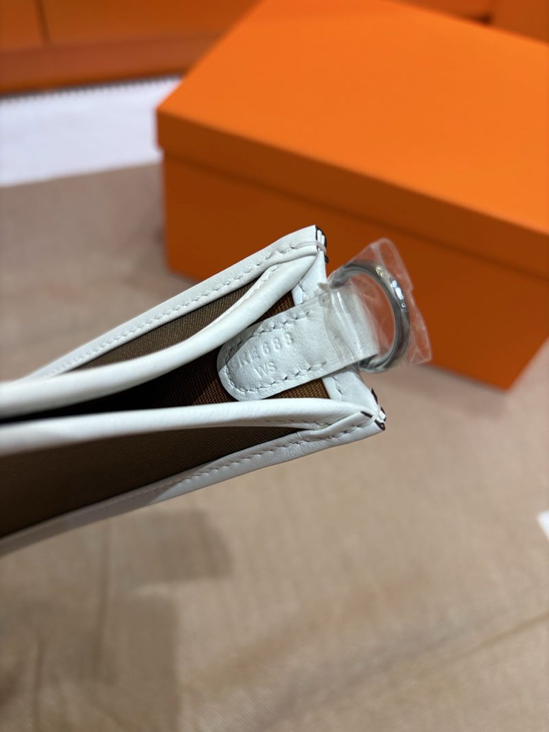エルメス エヴリン ミニ HERMES エヴリン TPM ホワイト×グレー トワルアッシュ/トゴ シルバー金具 2633955 エルメス エヴリン TPM - 画像 (3)