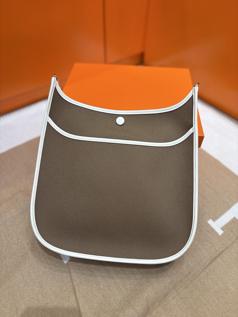エルメス エヴリンの通販 HERMES エヴリン 29 PM ホワイト×グレー トワルアッシュ/トゴ シルバー金具 2633956 エルメス エブリン 値段 - 画像 (5)