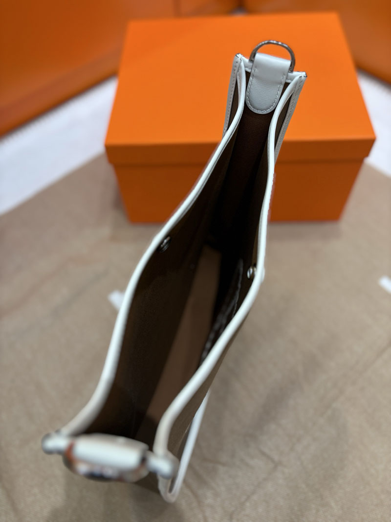 エルメス エヴリンの通販 HERMES エヴリン 29 PM ホワイト×グレー トワルアッシュ/トゴ シルバー金具 2633956 エルメス エブリン 値段 - 画像 (2)