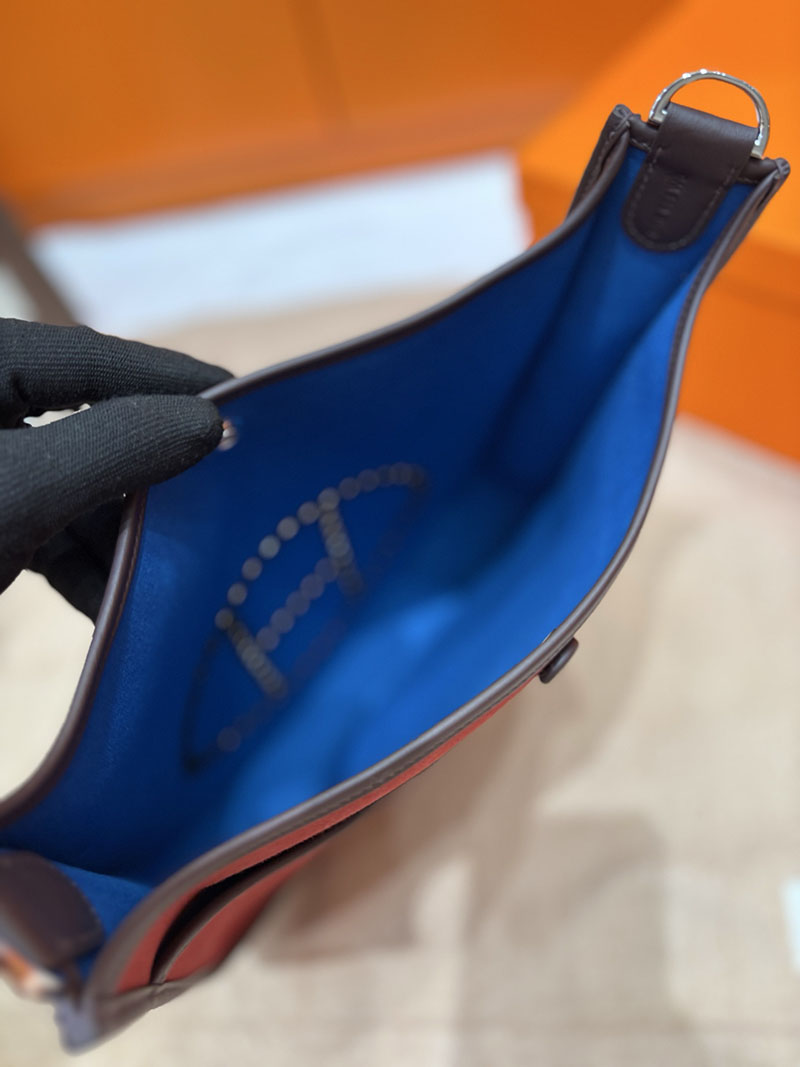 エルメス エヴリンの通販 HERMES エヴリン 29 PM ブラック×ボルドー トワルアッシュ/トゴ シルバー金具 2633958 エルメス エブリン 価格 - 画像 (3)