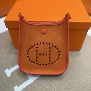 ミニ エブリン 人気色