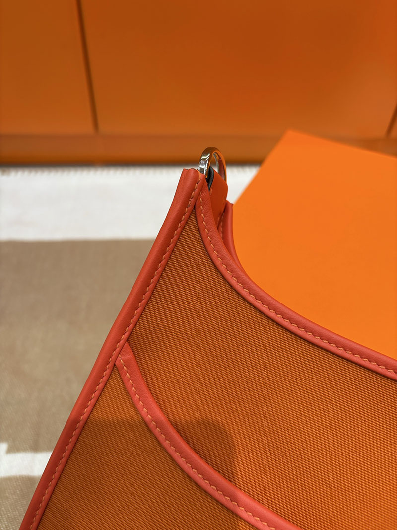 エルメス エヴリンの通販 HERMES エヴリン 29 PM オレンジ トワルアッシュ/トゴ シルバー金具 2633960 エルメス エブリン 人気色 - 画像 (4)
