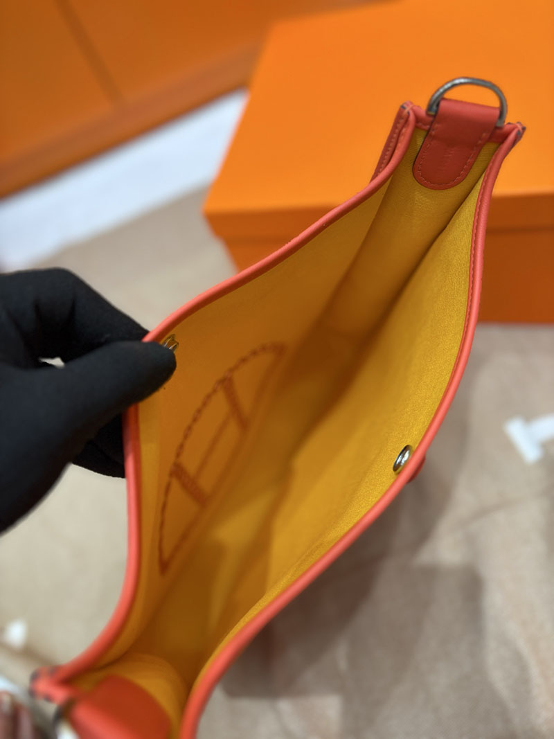 エルメス エヴリンの通販 HERMES エヴリン 29 PM オレンジ トワルアッシュ/トゴ シルバー金具 2633960 エルメス エブリン 人気色 - 画像 (2)