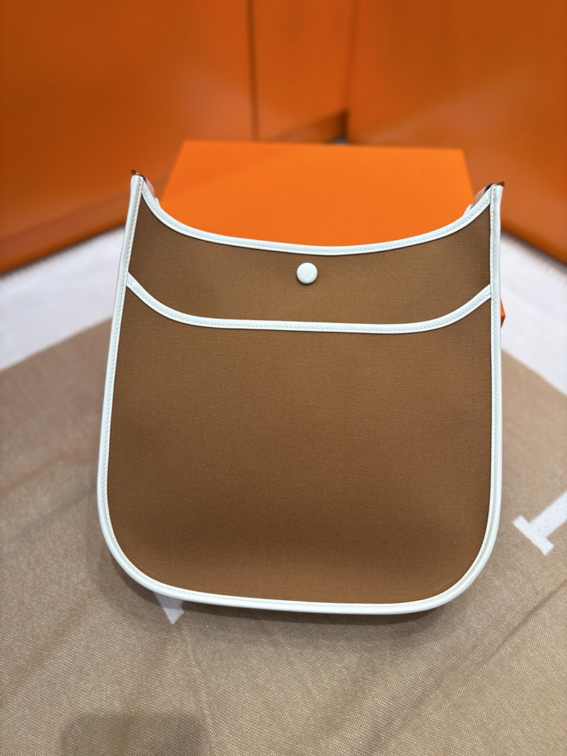 エルメス エヴリンの通販 HERMES エヴリン 29 PM ホワイト×ブラウン トワルアッシュ/トゴ シルバー金具 2633962 エルメス ショルダーバッグ エブリン - 画像 (5)