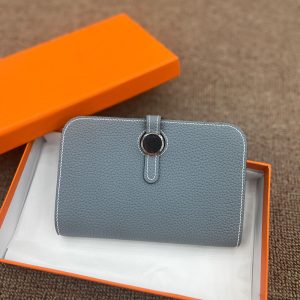 エルメス ミニ財布 新作