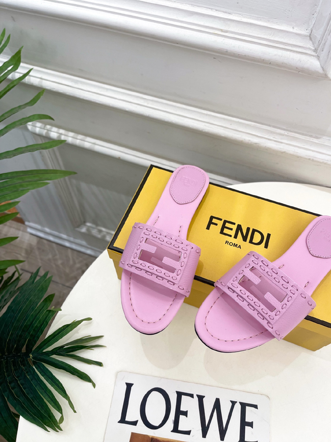 FENDI(フェンディ)| 2026春夏新作コレクション フェンディサンダルコピー - 画像 (6)