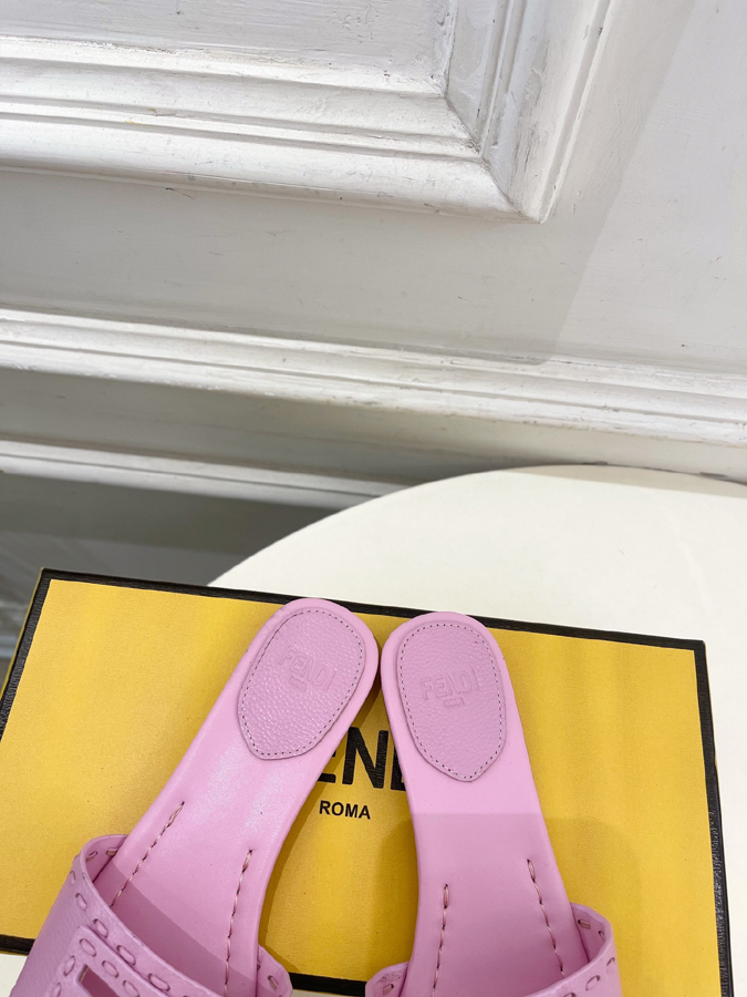 FENDI(フェンディ)| 2026春夏新作コレクション フェンディサンダルコピー - 画像 (7)