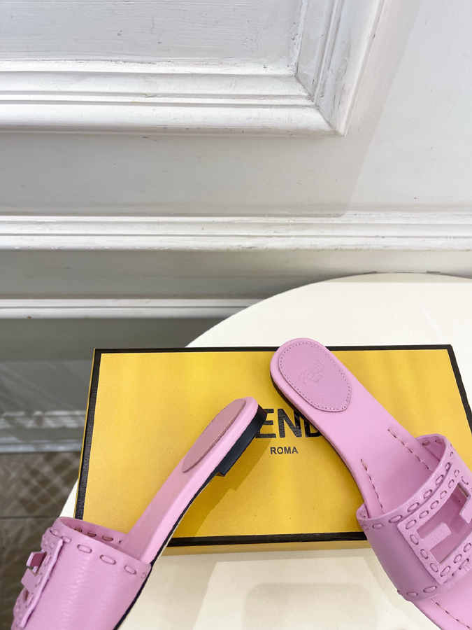 FENDI(フェンディ)| 2026春夏新作コレクション フェンディサンダルコピー - 画像 (8)