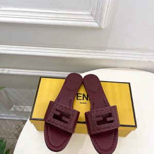 FENDI(フェンディ)| 2026春夏新作コレクション フェンディサンダルコピー