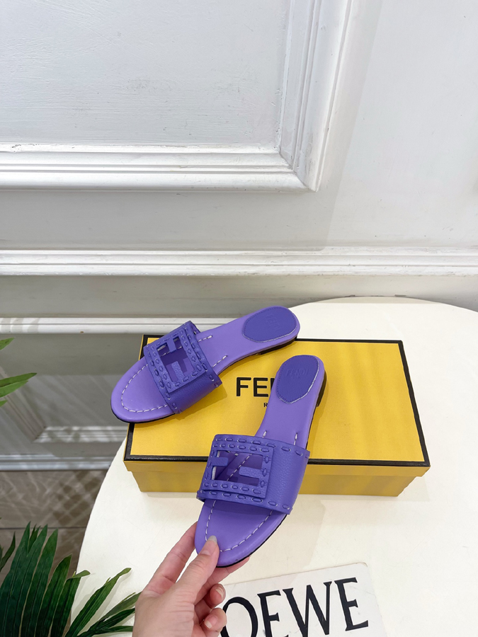 FENDI(フェンディ)| 2026春夏新作コレクション フェンディサンダルコピー - 画像 (3)